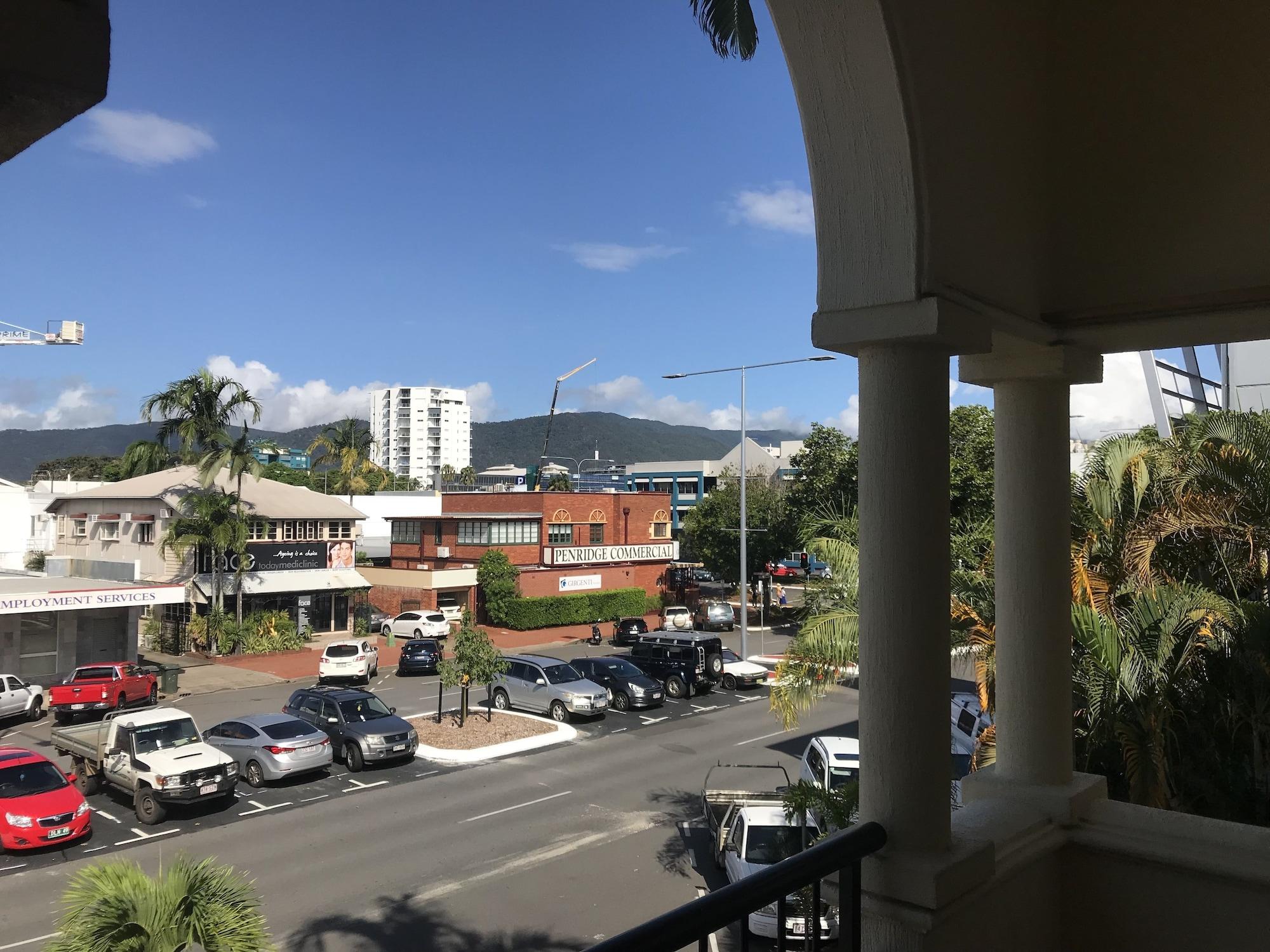 Villa Vaucluse Apartments Cairns Dış mekan fotoğraf